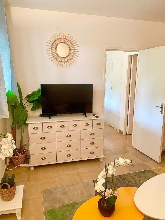Superbe Appartement A 300M De La Plage, Rdc - Fame Marina Baie Des Anges วิลล์เนิฟ-ลูเบ ภายนอก รูปภาพ
